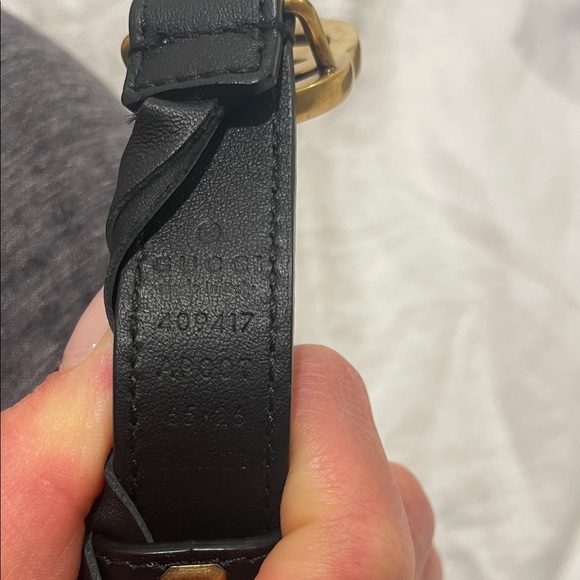 Gucci Black Belt with Gold GG Buckle - Picture 2 of 2